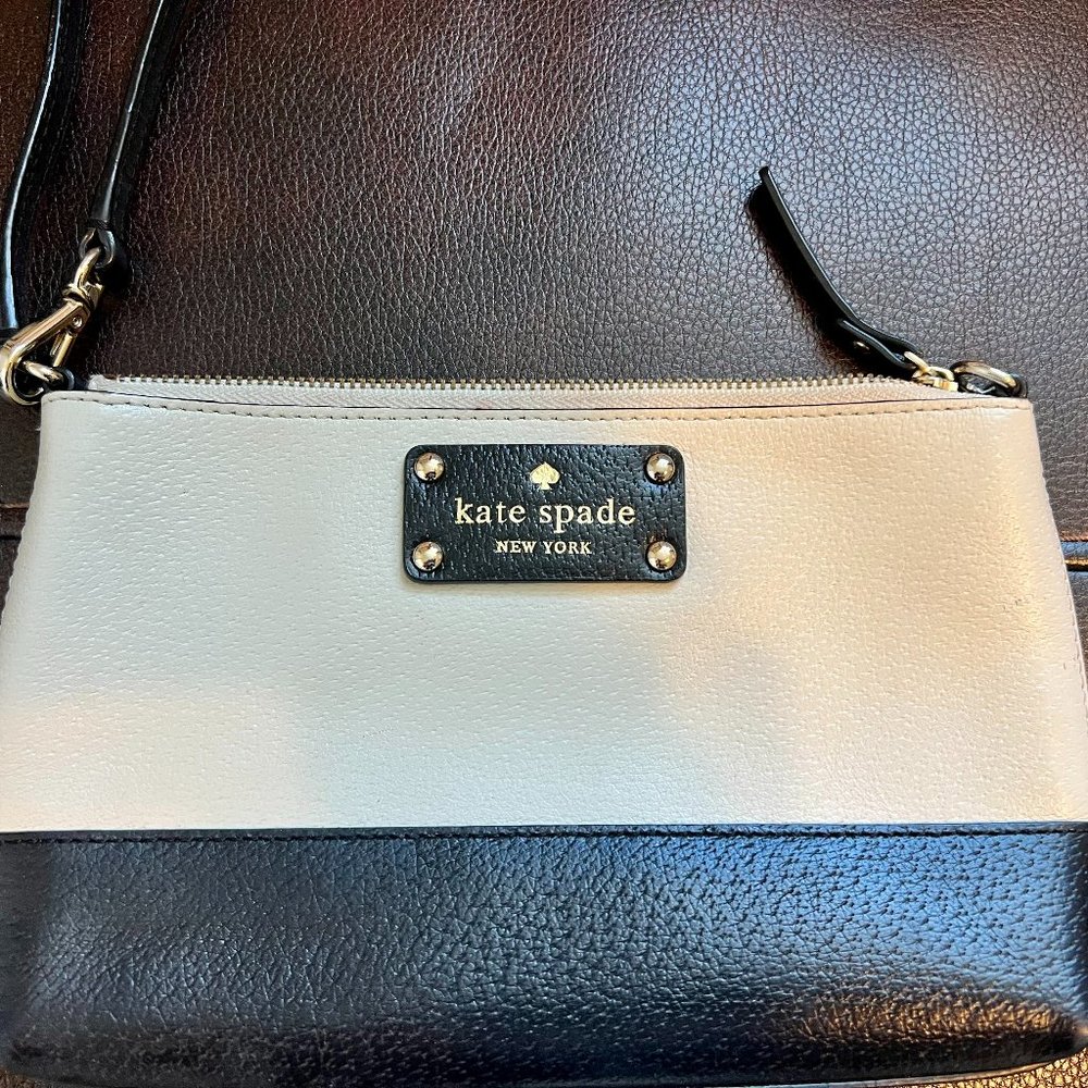 Kate Spade wristlet